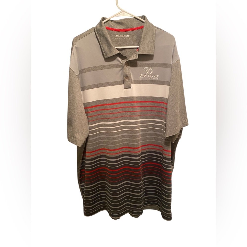 Nike Golf Dri Fit Men's Polo. Size‎ XXL. The Palazzo Las Vegas logo.